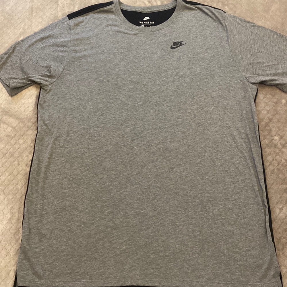 Mens Nike Long Tee - Size XL - 834648 091